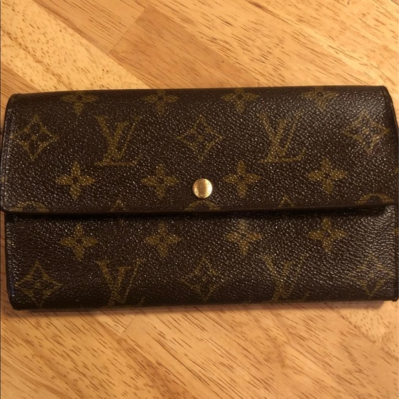 Louis Vuitton Handbags - Louis Vuitton Wallet
